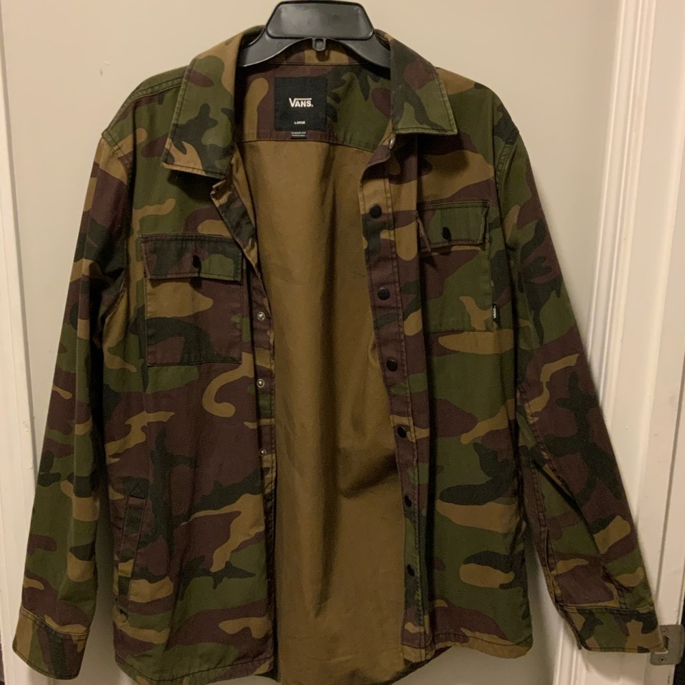 Vans Off the Wall Fullerton Camo Button Shirt Jacket Skating Fashion Camouflage